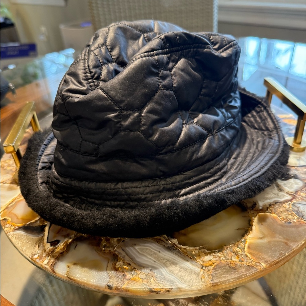 UGG Quilted Black Bucket Hat - Picture 3 of 6